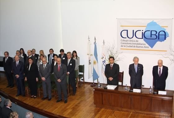 Jura Primera Comision Directiva de Cucicba (julio 2009) en el Colegio de Escribanos de la Ciudad Autonoma de Buenos Aires.
